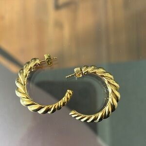 Mejuri Large Croissant Dome Hoop Earrings